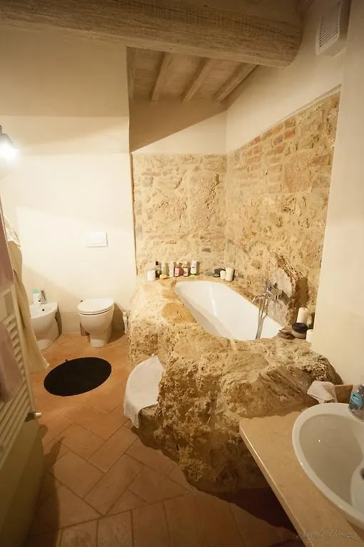הוילה צ'טונה La Macina איטליה